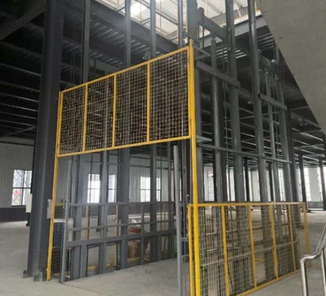 姑苏请详细介绍一下货梯安装在室外的维护方法